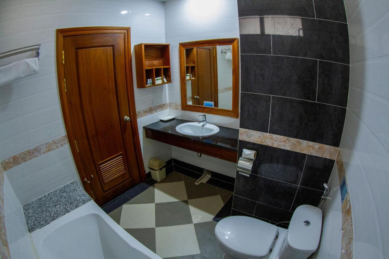 Kampong Thom Palace Hotel 外观 照片