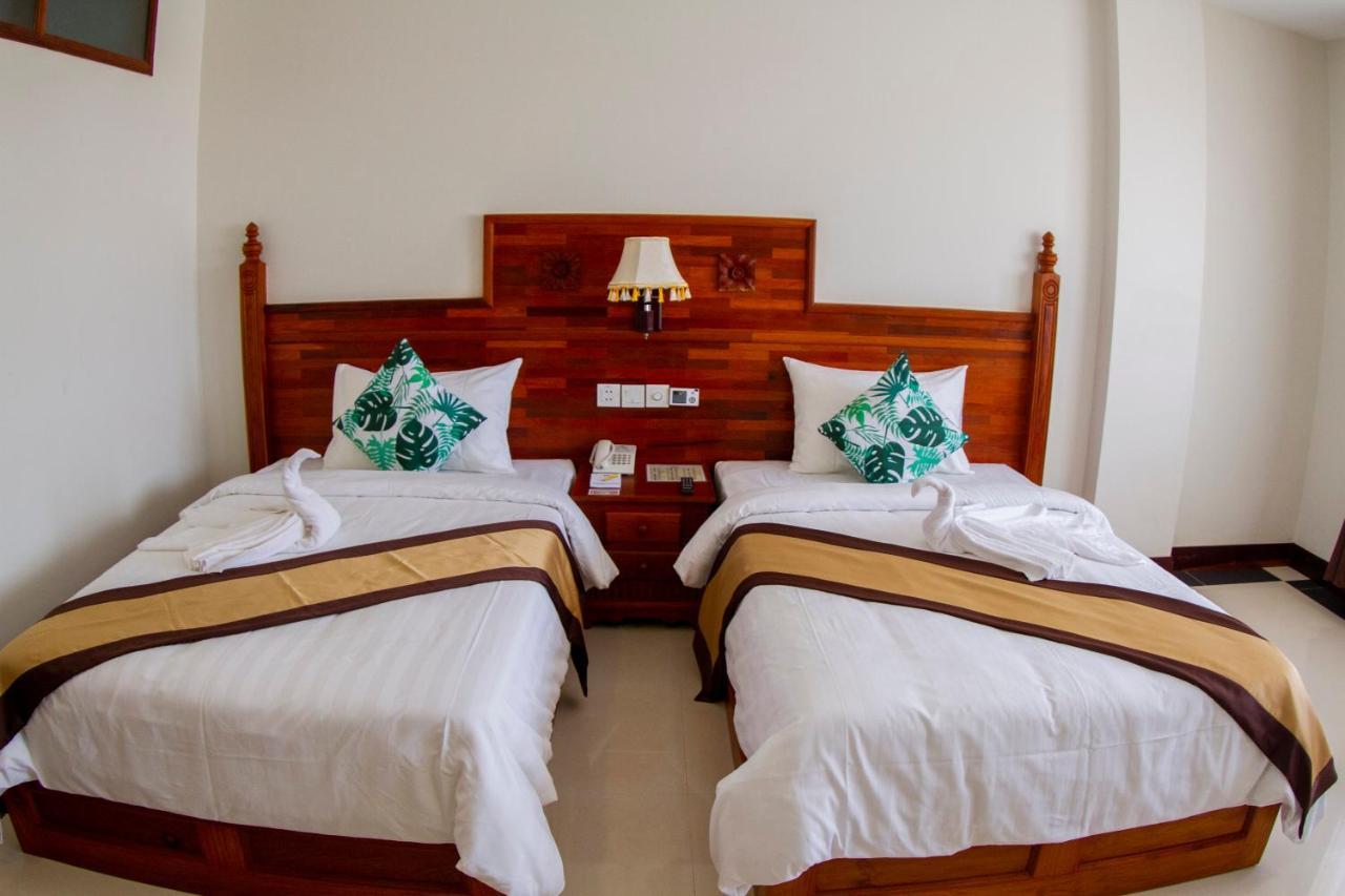 Kampong Thom Palace Hotel 外观 照片
