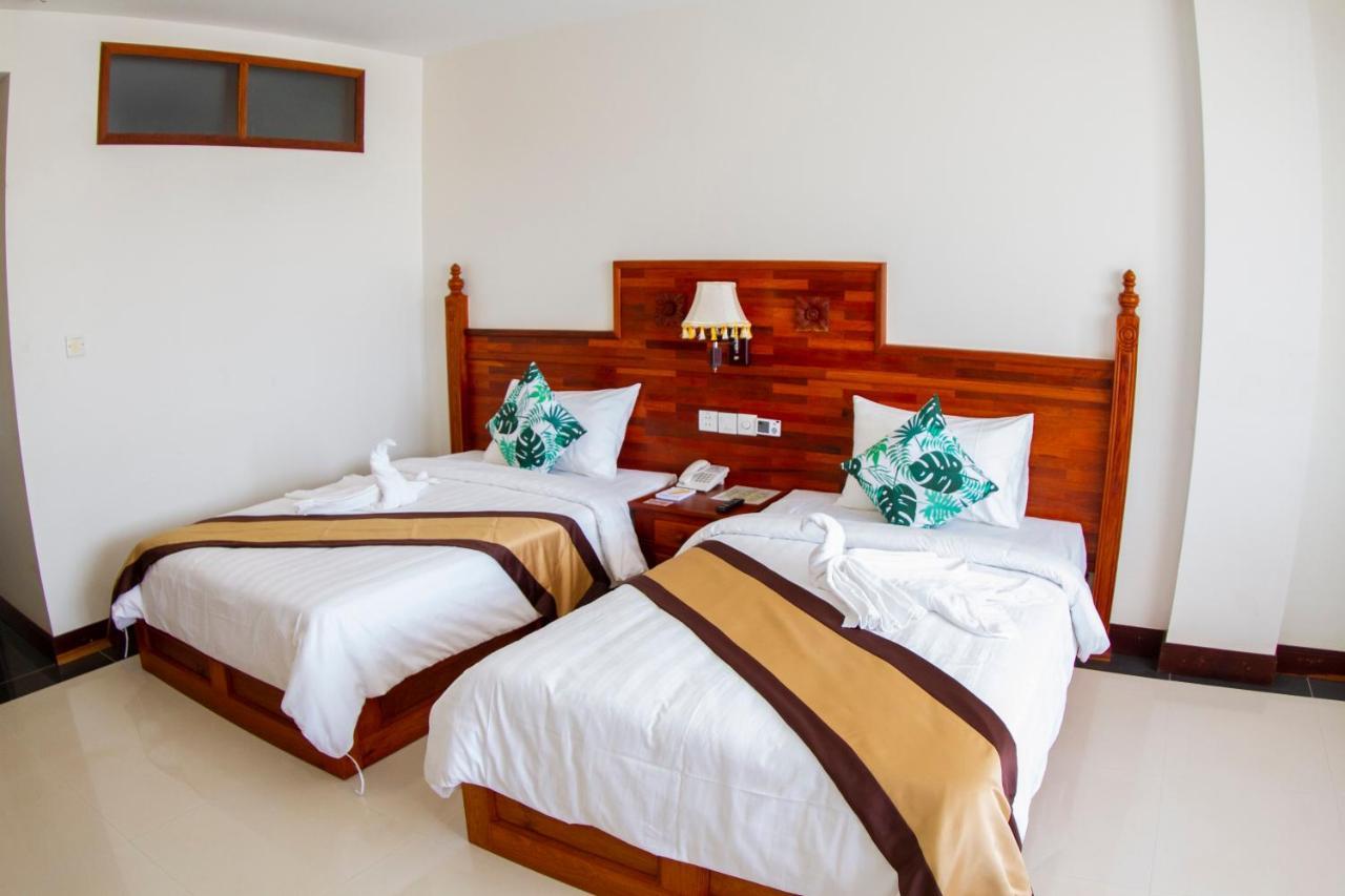 Kampong Thom Palace Hotel 外观 照片