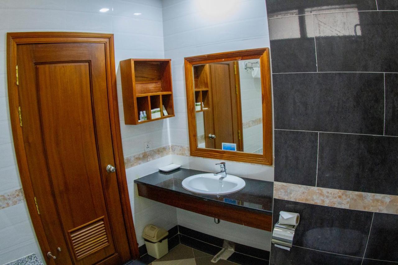 Kampong Thom Palace Hotel 外观 照片