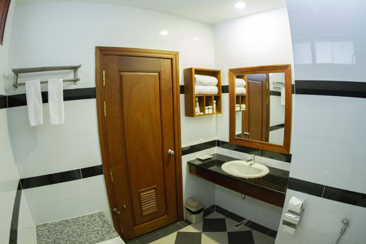 Kampong Thom Palace Hotel 外观 照片