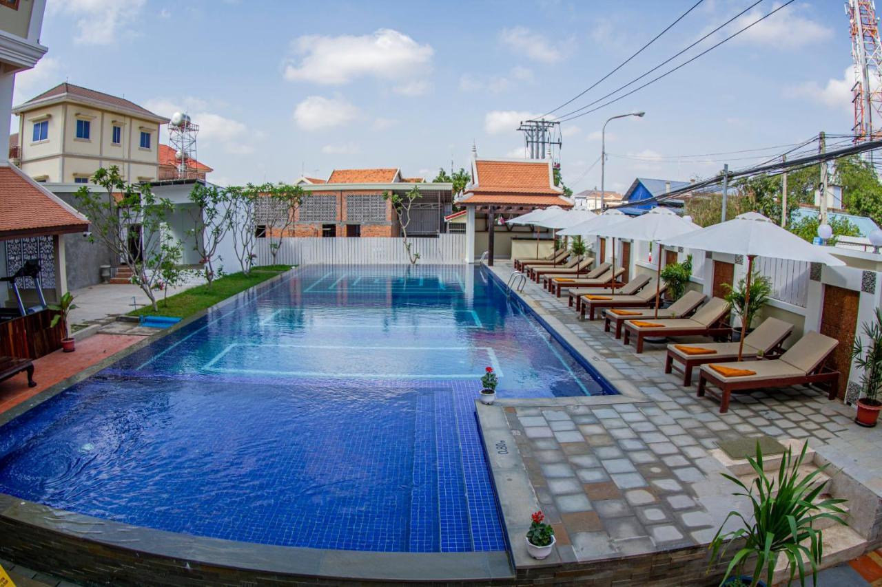 Kampong Thom Palace Hotel 外观 照片
