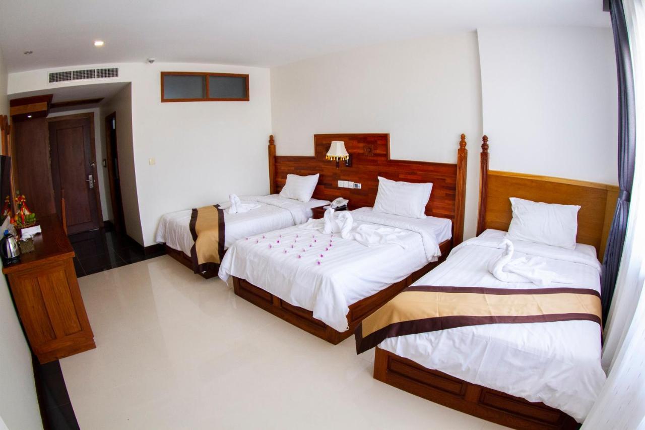 Kampong Thom Palace Hotel 外观 照片