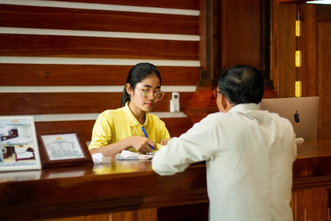 Kampong Thom Palace Hotel 外观 照片
