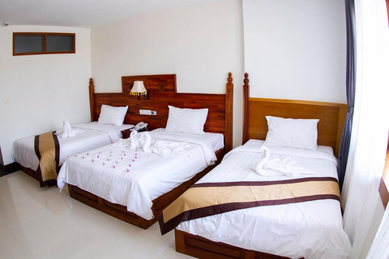 Kampong Thom Palace Hotel 外观 照片