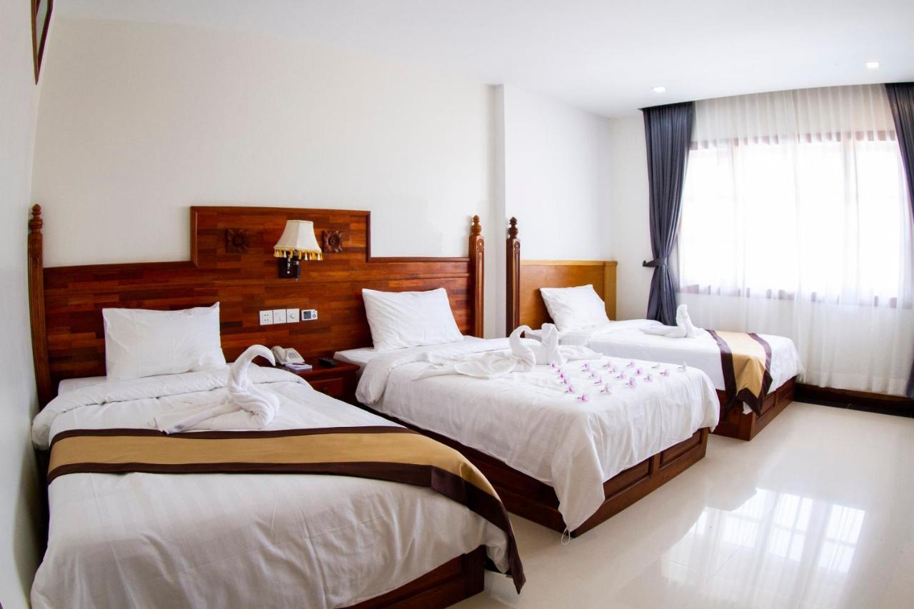 Kampong Thom Palace Hotel 外观 照片