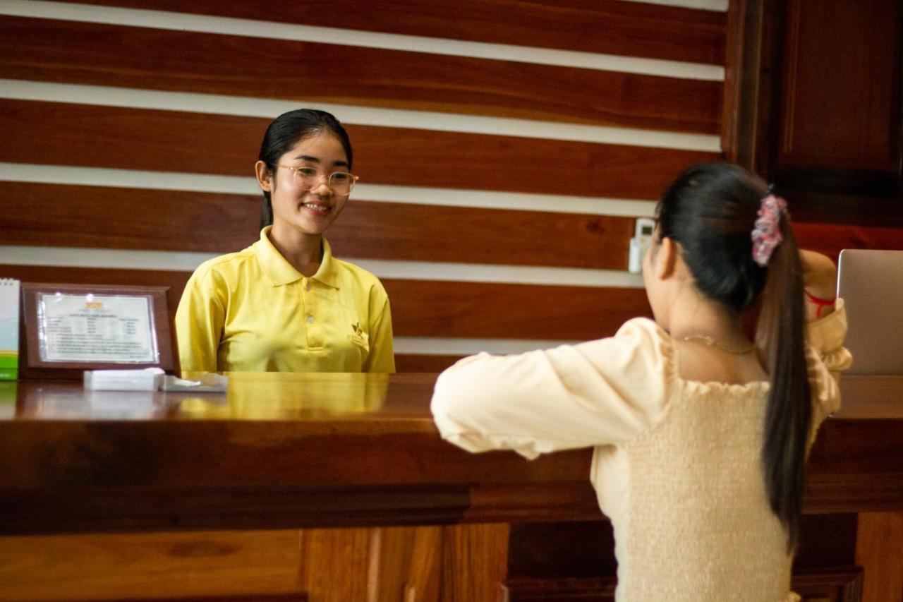 Kampong Thom Palace Hotel 外观 照片